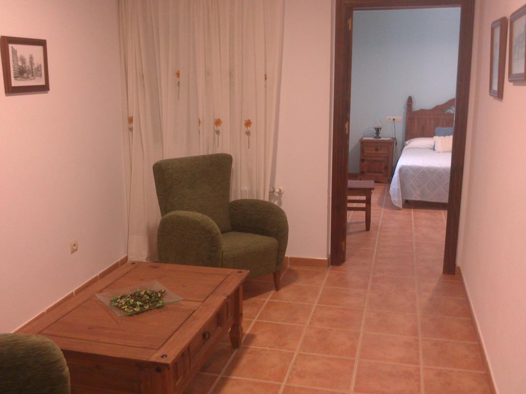 Hostal Rural La Casa Verde Cheles Ruang foto